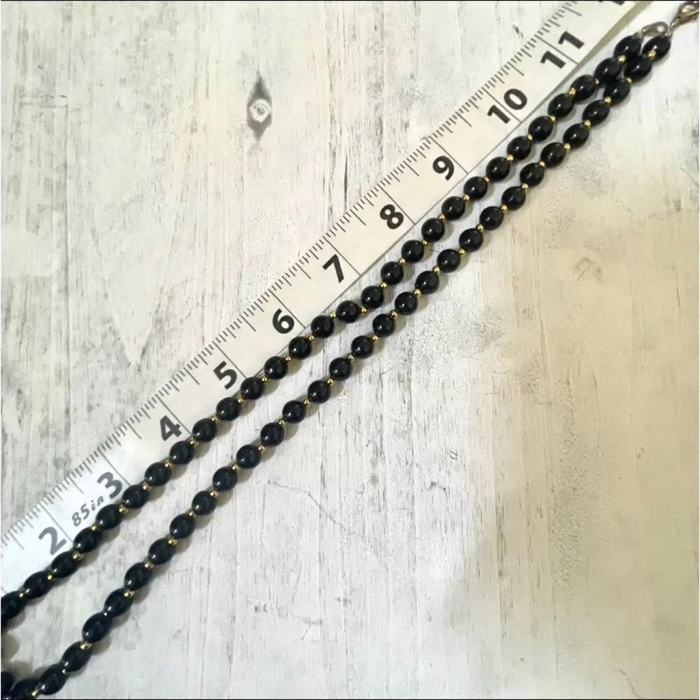 Black and gold tone beaded necklace - Picture 9 of 10